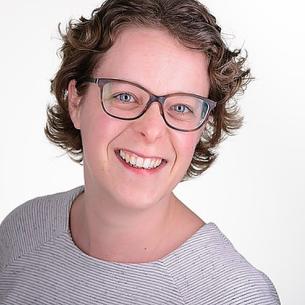 Dr. Karina van de Voorde