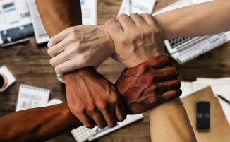 Drei von vier Digitalunternehmen sind erfolgreicher dank Diversität